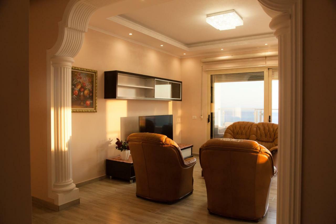 Adriatic Seaview Apartment Durrës Buitenkant foto